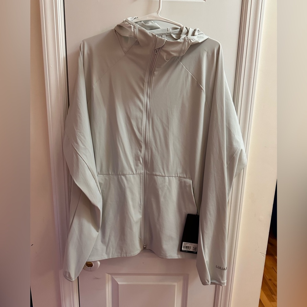 lululemon athletica Light Gray Hooded Windbreaker
